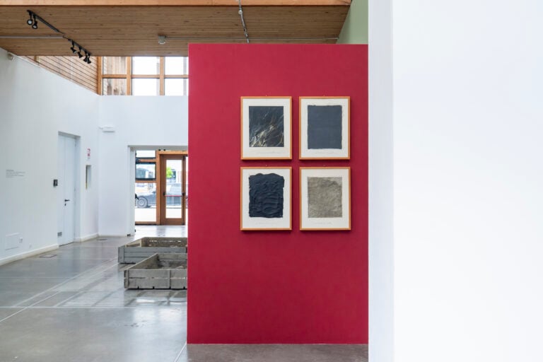 L&rsquo;artista che seppelliva le opere per tornare alle origini. Claudio Costa riscoperto a Torino&nbsp;