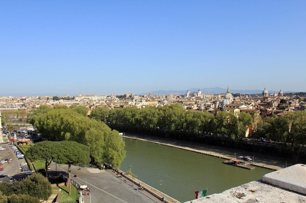 Alberi in città? L’esperto Francesco Ferrini ci spiega come le nostre città possono diventare più verdi 