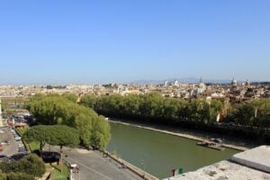 Alberi in città? L’esperto Francesco Ferrini ci spiega come le nostre città possono diventare più verdi 