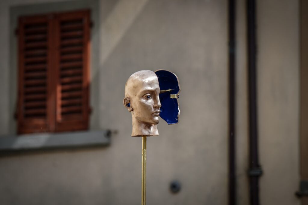 Sergio Fiorentino per Radda Arte 13, Radda in Chianti, 2026. Photo © Michel Blossier