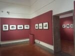 La città come paesaggio umano. Succede nelle fotografie di Matilde Demele in mostra a Roma 