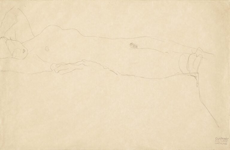 Gustav Klimt Donna sdraiata 1904-1905 Matita su carta mm 580 x 720 x 30 Inv. 1935-2983 Budapest, Museo di Belle Arti Sz&eacute;pműv&eacute;szeti M&uacute;zeum/ Museum of Fine Arts, Budapest,2026 &copy; Museum of Fine Arts, Budapest