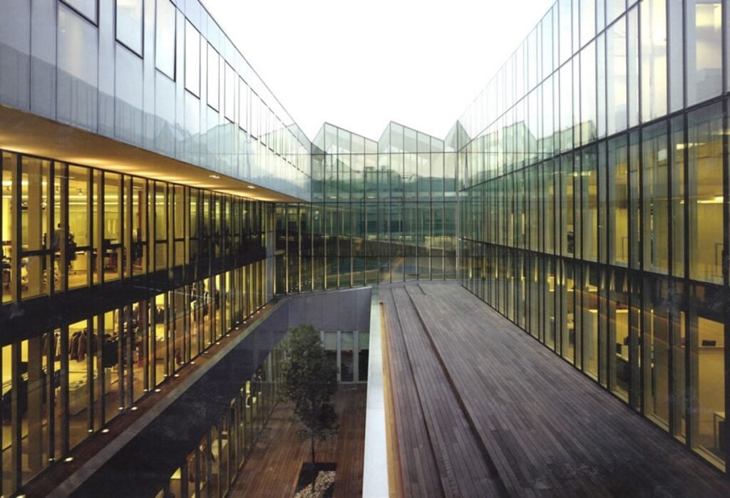 Lavorare nell'arte: il quartier generale di Zegna a Milano