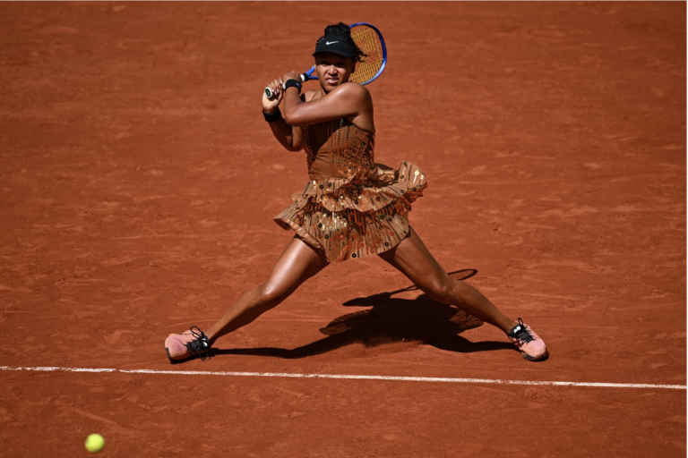 La tenuta di Naomi Osaka al Roland Garros 2026