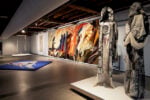 La mostra "Red Thread. Vecchie e nuove storie nell&rsquo;arte e nel design&rdquo;, 2020. Ph: Josefina Eikenaar, Textielmuseum