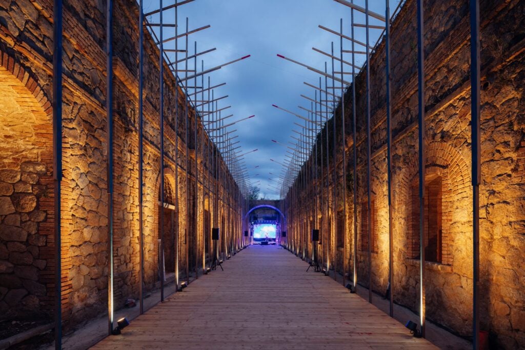 Architettura,&nbsp;tempo di mutazioni: inizia la Biennale dello Stretto 2026
