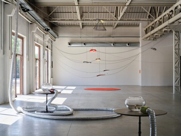 Aki Sasamoto &ldquo;XYZ&rdquo;, Veduta della mostra, Pirelli HangarBicocca, Milano, 2026 Courtesy l&rsquo;artista e Pirelli HangarBicocca, Milano, Foto Agostino Osio