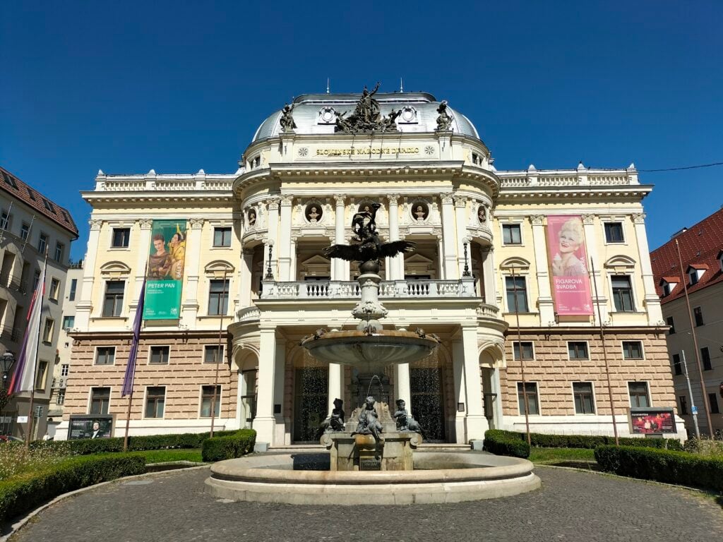 Reportage: arte, architettura e memoria di una Slovacchia che cambia pelle