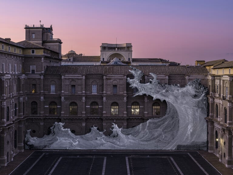 JR, Diluvium, 2026, 19h36, AQVA. Catastrofe e Meraviglia, Biblioteca Apostolica Vaticana
