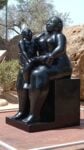 Fernando Botero, Maternit&agrave;, veduta della mostra Fernando Botero. L'incanto del mito, Valle dei Templi, Agrigento, 2026. Bronzo, 57,1 x 28 x 30,5 cm. Botero Family Estate