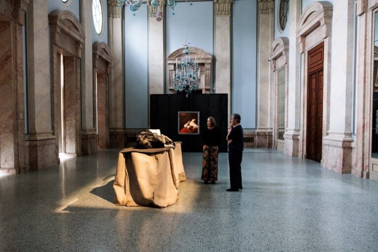 Foto Caravaggio x Berline (con Berlinde de Bruyckere e Elke Buhr). Credit Clemens Porikys