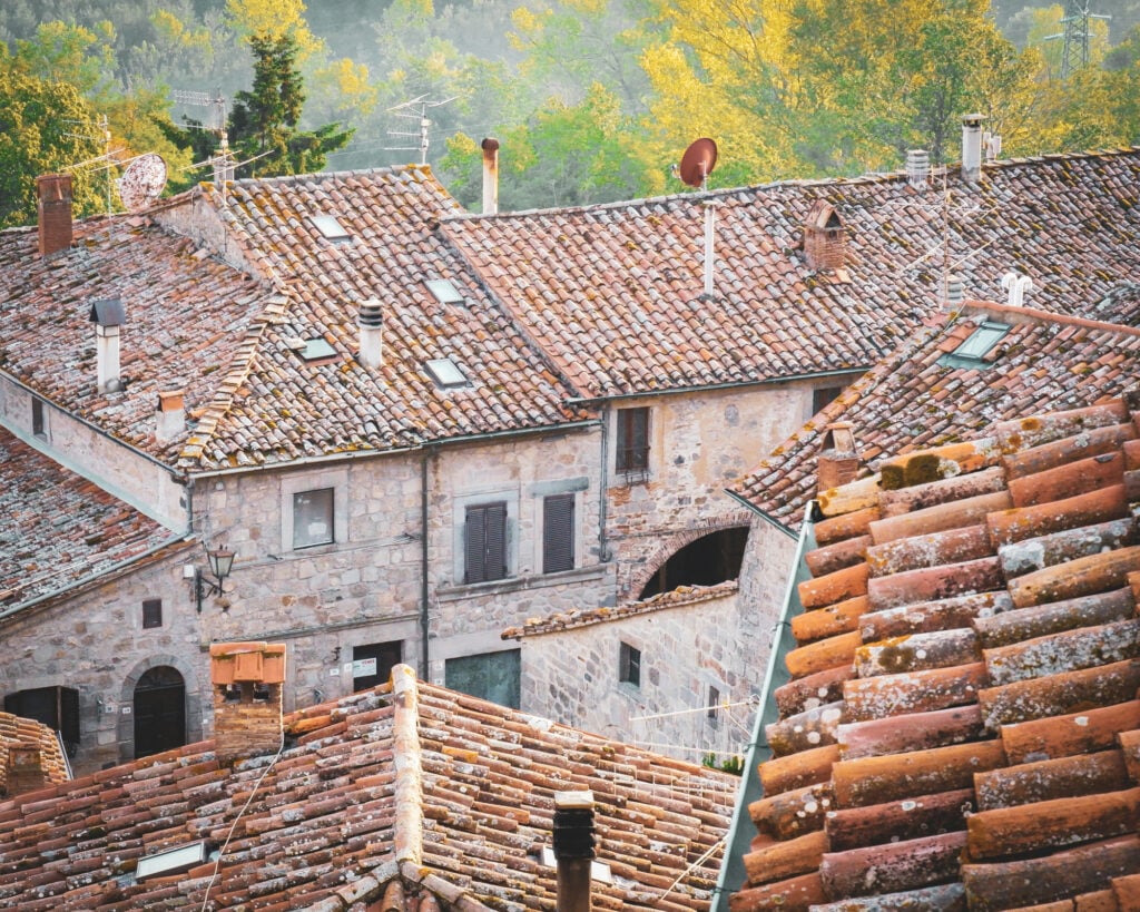 Perché vogliamo salvare i piccoli paesi? Photo Elias su Unsplash