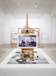 Giulio Paolini. In studio (ora come allora), installation view della mostra alla Galleria Christian Stein, Milano, 2026. Courtesy Fondazione Giulio e Anna Paolini e Galleria Christian Stein, Milano. Ph: Agostino Osio