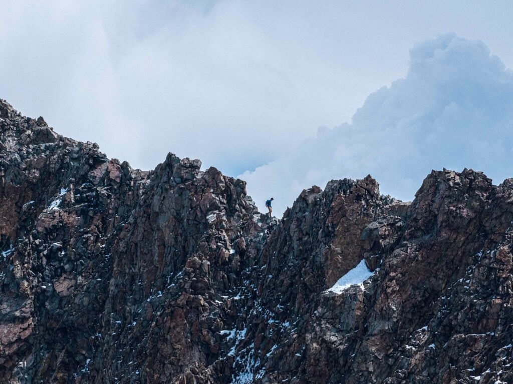 Hervé Barmasse sul Piz Bernina verso Punta Perrucchetti 4020 m. Endurance-Italia. Photo Luca Rolli