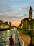 Una giornata di teatro sui Navigli di Milano tra&nbsp;arte, degustazioni e incontri. Per celebrare la fine dell&rsquo;emergenza inquinamento: le foto