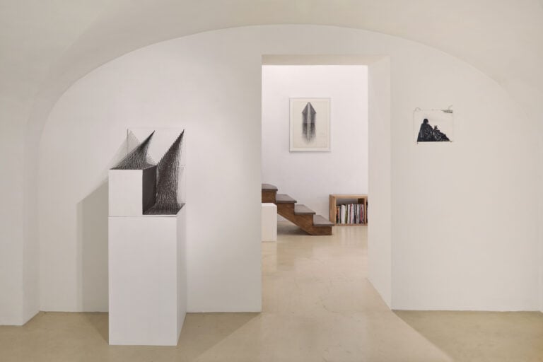 Kazuko Miyamoto, Dancing around the entrance to the cellar. Courtesy Galleria Bonomo Roma, Installation view