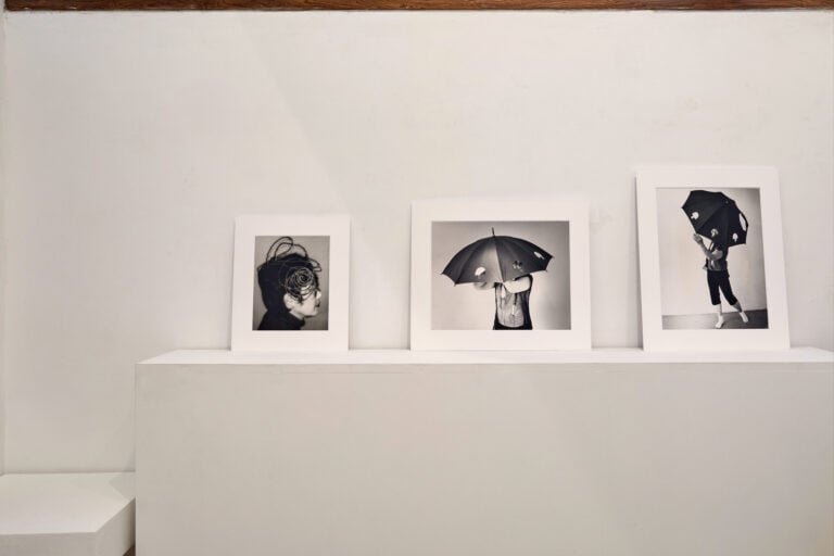 Kazuko Miyamoto, Dancing around the entrance to the cellar. Courtesy Galleria Bonomo Roma, Installation view