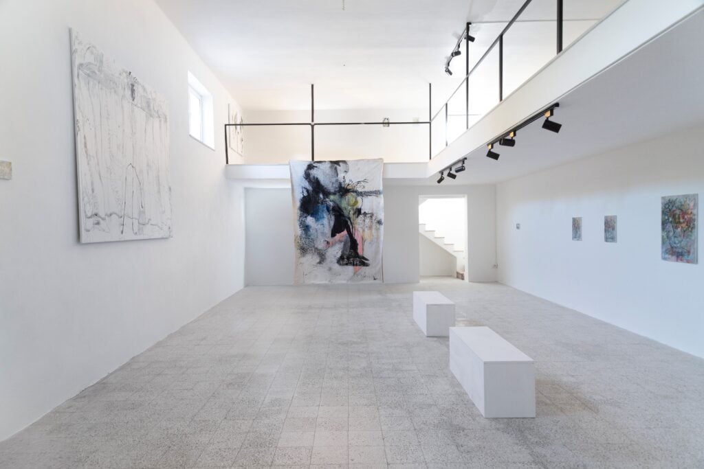 Marco Saracino, Abracadabra, Installation view at Galleria 32, Carovigno, Brindisi, 2024. Photo Francesco Paolo Gassi