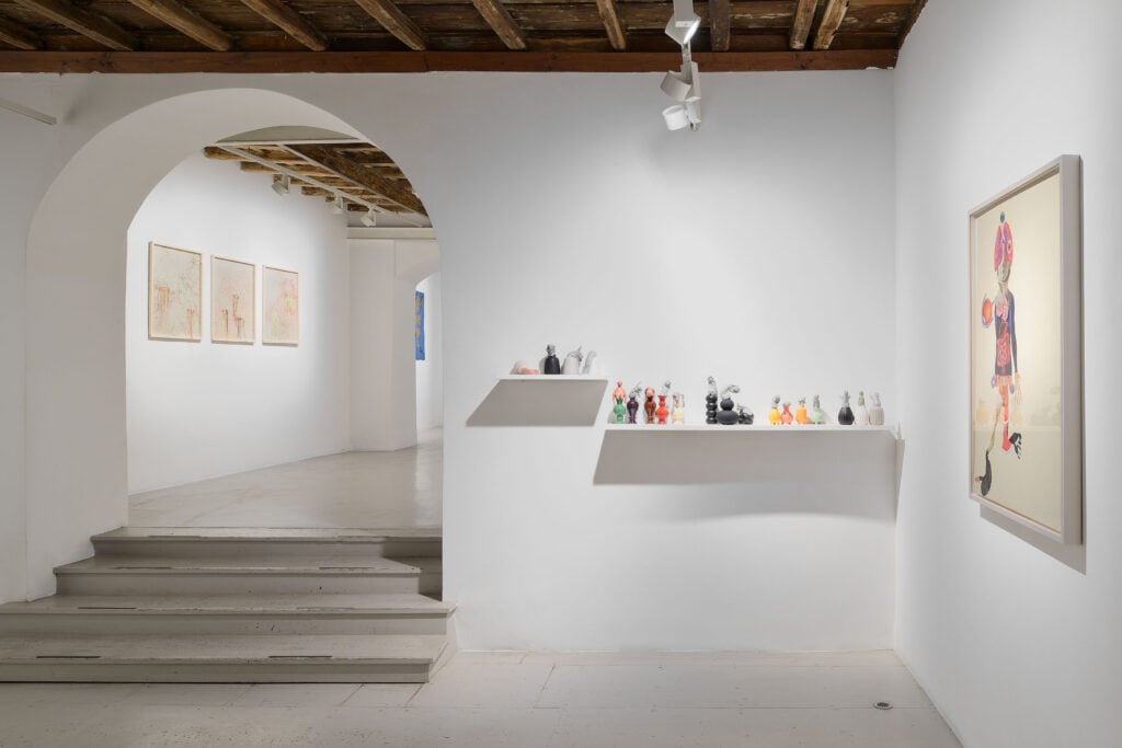 Materia Madre/Lingua Madre, 2026, installation view, Galleria Erica Ravenna. Foto di Roberto Apa, Courtesy Galleria Erica Ravenna