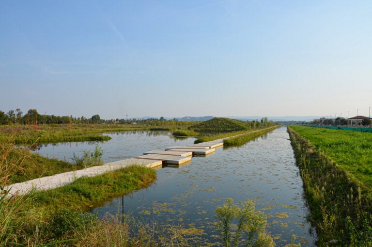 Parco della Pace, stepping stones