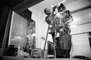 L’artista punk che trasformò un forno della Vucciria nel suo studio (che ora riapre) 