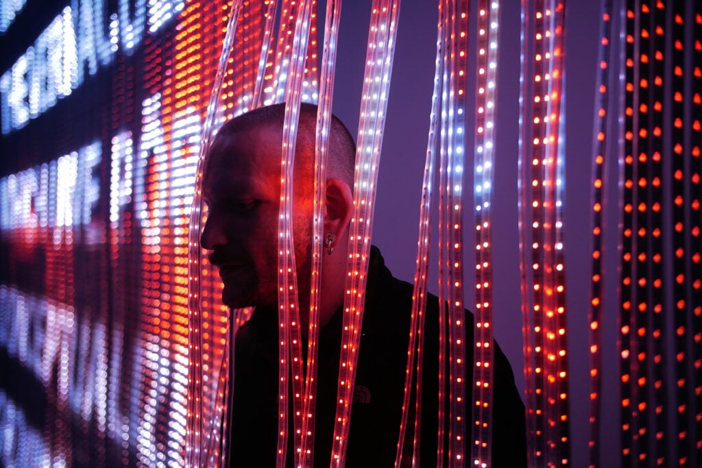 Riccardo Benassi, ritratto. Morestalgia, Detail of environmental installation. Foto © No Elevator Studio, courtesy Xing