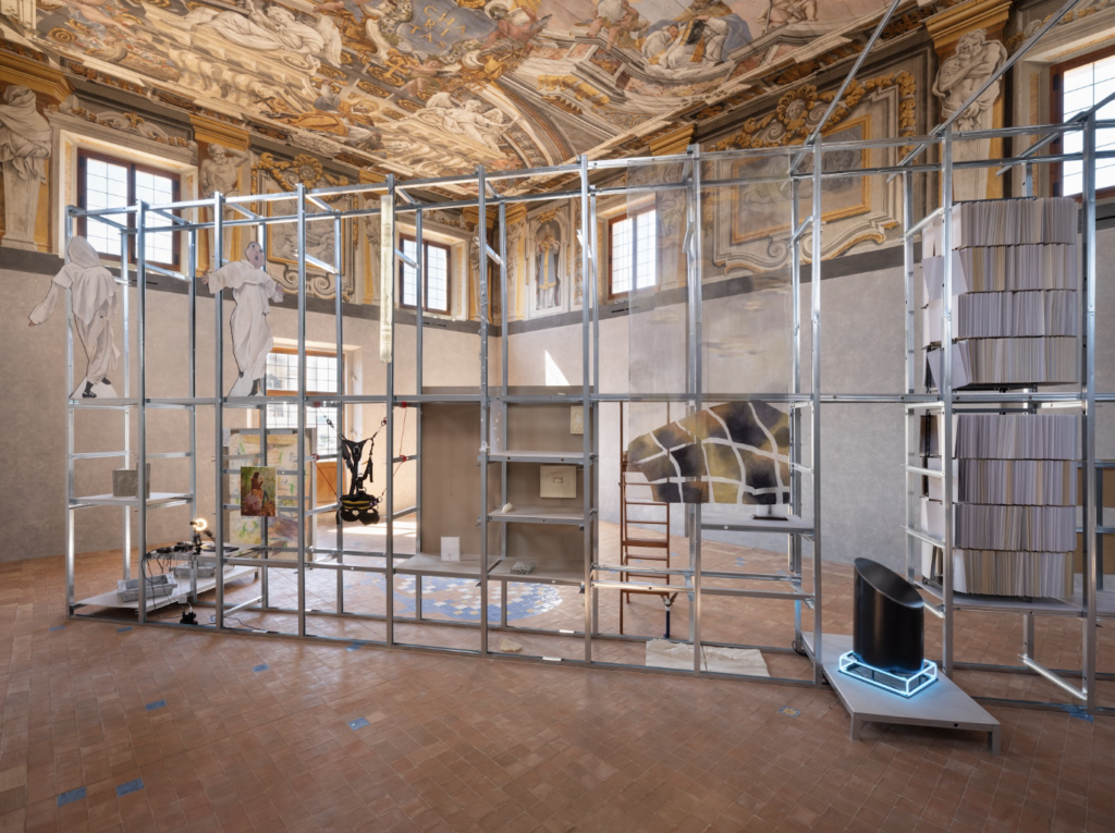 Hypothèse de lecture, installation views. Biblioteca Trinità dei Monti, Credits Daniele Molajoli