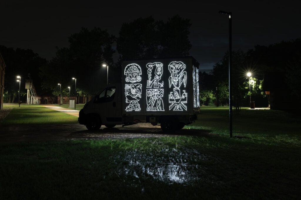 Canemorto, The Radiant Van. Photo Carola Cappellari