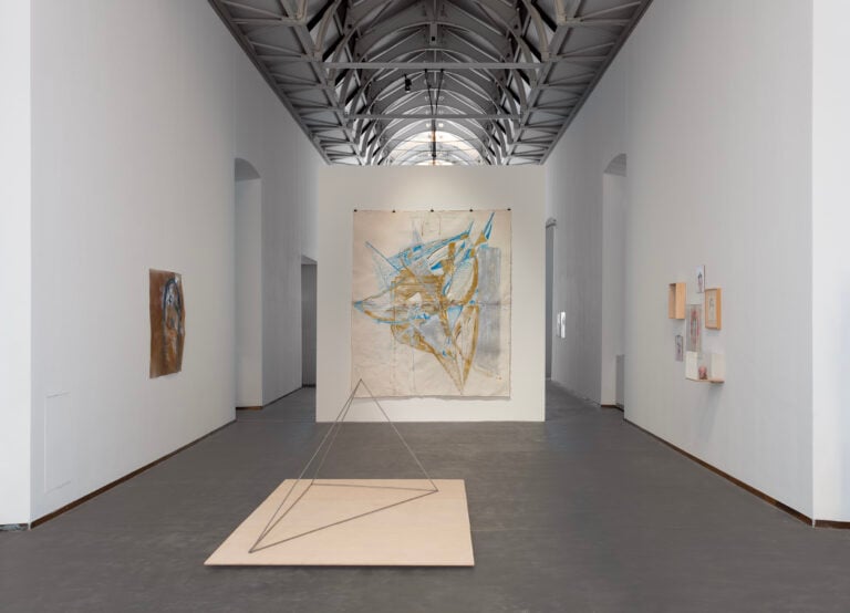 Installation view Castello di Rivoli, Marisa Merz. La danza delle ore. Ph Sebastiano Pellion di Persano