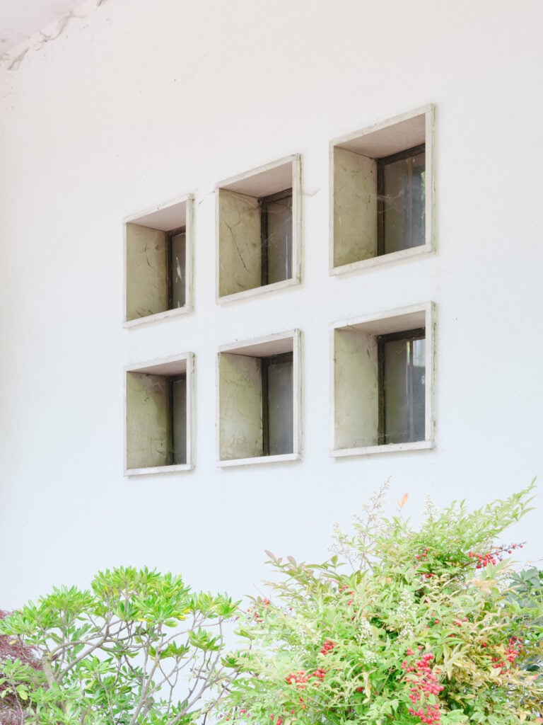 Nel cantiere di 155 Tradate, all'interno dell'edificio razionalista progettato dall'architetto E. A. Griffini. Photo Francesca Iovene