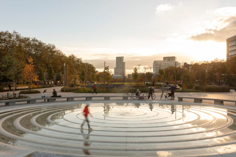 Il parcheggio di Anversa trasformato in parco vince il Premio Europeo dello Spazio Pubblico