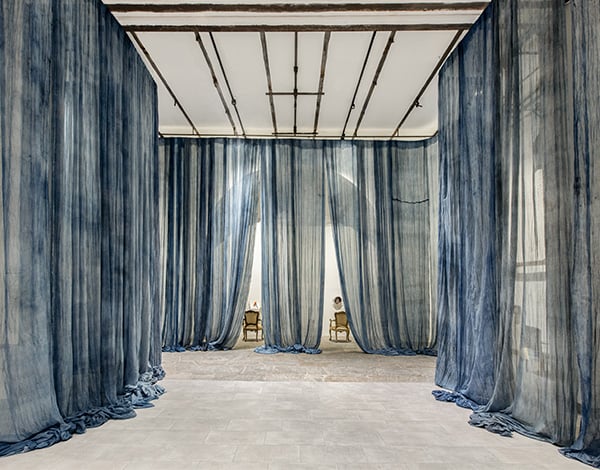 Benni Bosetto, The Ballad of the Blue Kind, 2026, veduta della mostra, IED ex-teatro dell'Oriuolo, Firenze