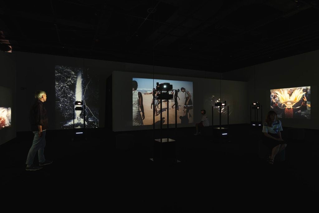Alfredo Jaar. Inferno & Paradiso, Photo Elys&eacute;e