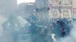Conflitto come performance: non possiamo leggere le proteste di Milano con le categorie del passato