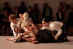 Leggere l’arte attraverso la danza. Succede in un grande museo di Reggio Emilia con la coreografa Crystal Pite 