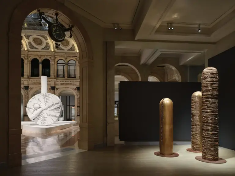 Arnaldo Pomodoro, Una vita, installation view at Gallerie d'Italia, Milano, 2026. Photo Agostino Osio. Courtesy Gallerie d'Italia