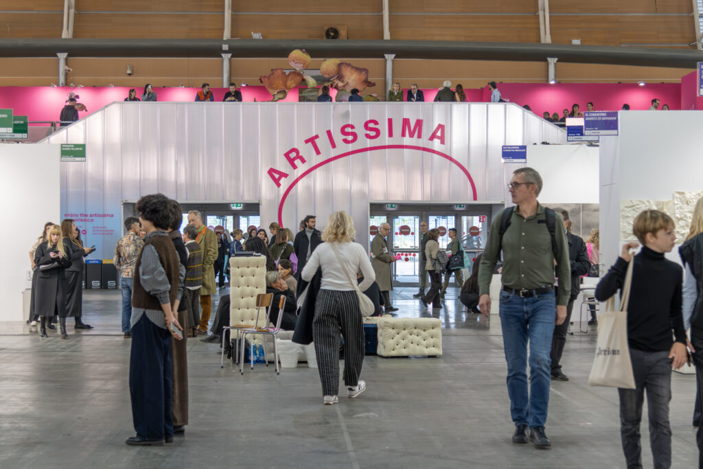 Ha inaugurato la fiera Artissima a Torino. Tutte le foto della giornata di opening