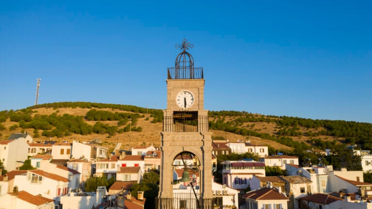 Da Troia, un viaggio alla scoperta della provincia di &Ccedil;anakkale in Turchia, Bozcaada Clock Tower