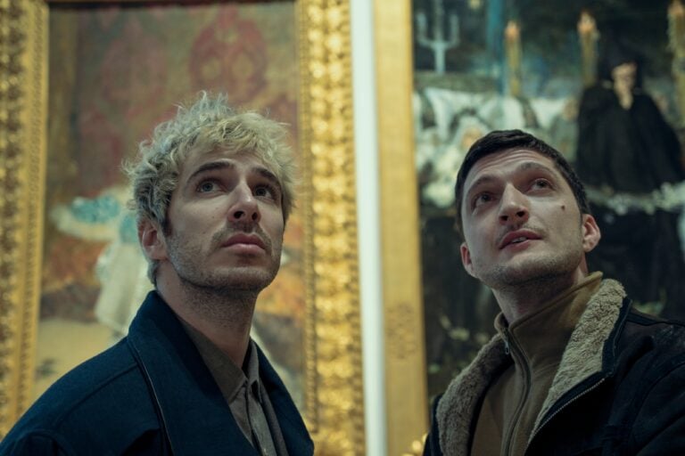 Su Netflix c’è una nuova serie italiana che si muove nel mondo dell’arte