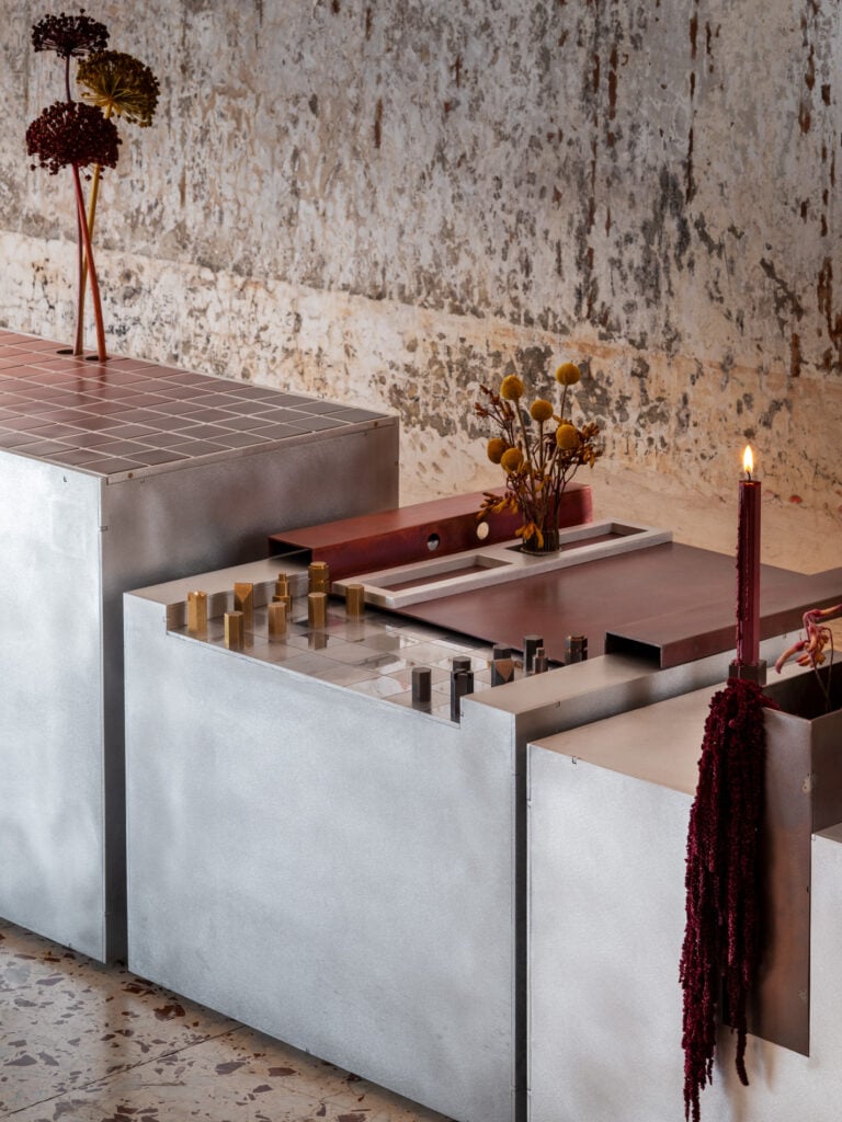 Rilievo, MA by Gagno Officina Fabbrile. Photo Eller Studio