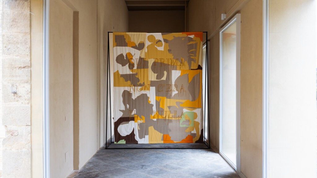 Gibellina Capitale dell’arte contemporanea ha un nuovo giardino mediterraneo ideato da un’artista. Le foto