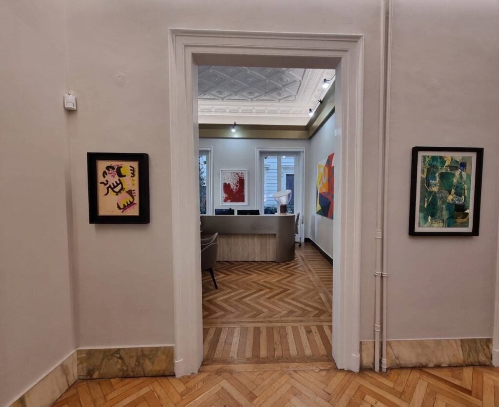 Colore Puro, Cassa Lombarda a Roma (a sinistra Giuseppe Capogrossi, a destra Jannis Kounellis e sullo sfondo Hermann Nitsch e Francesco del Drago)