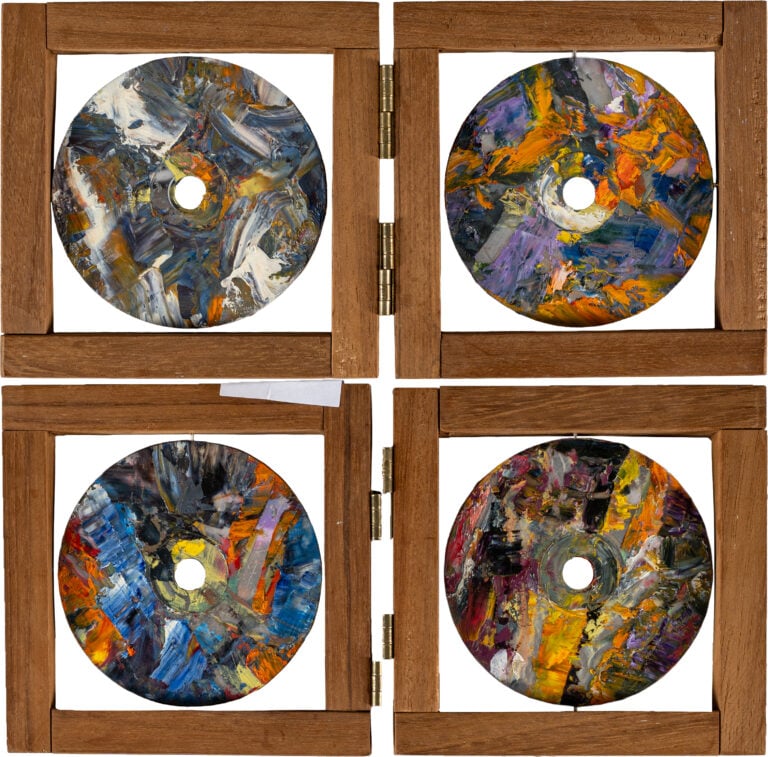 GIORGIO GATTO, Quattro CD, Giano unodue, 2018, Tecnica mista su CD, Diametro 12 cm, Dimensioni complessive 16x16 cm