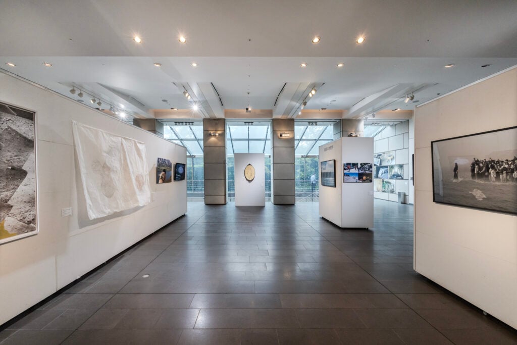 25 anni della collezione d’arte contemporanea del Ministero degli Esteri (si festeggia con un tour di mostre nel mondo) 