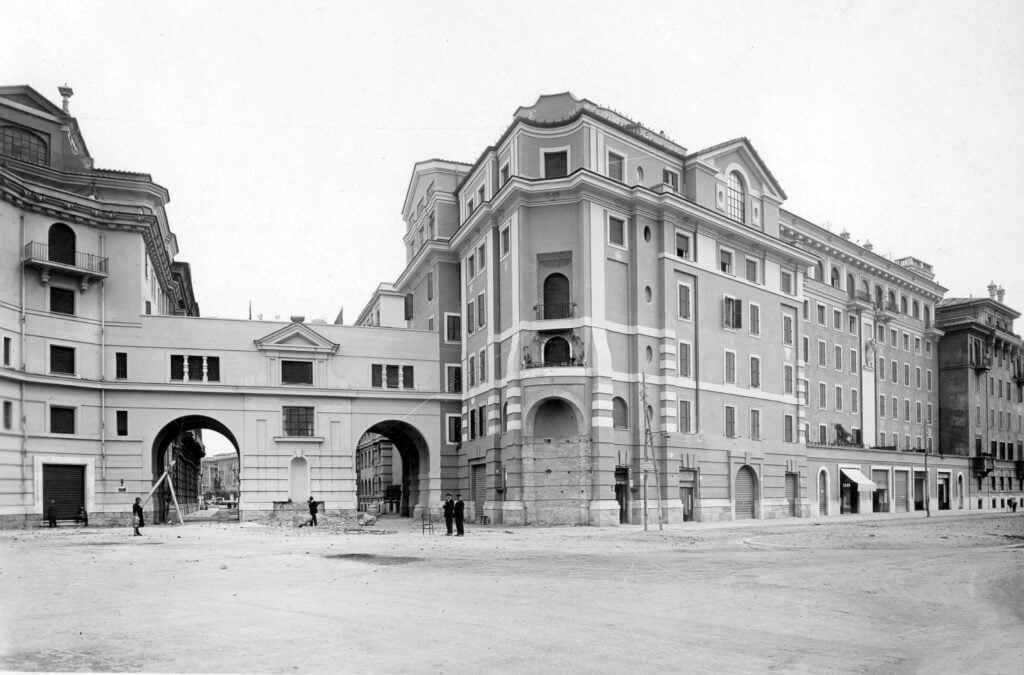 Innocenzo Sabbatini, Complesso ICP “Piazza d’Armi II”. Crediti Fondo Sabbatini-Regni dell’Archivio del Centro Studi Giorgio Muratore