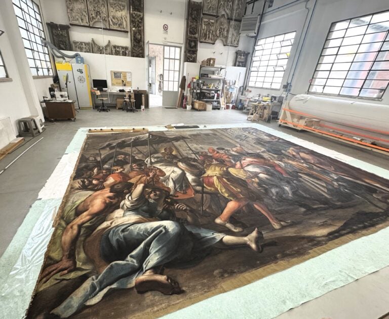 Il Duomo di Milano restaura&nbsp;i Quadroni di San Carlo. Siamo stati in cantiere: il reportage
