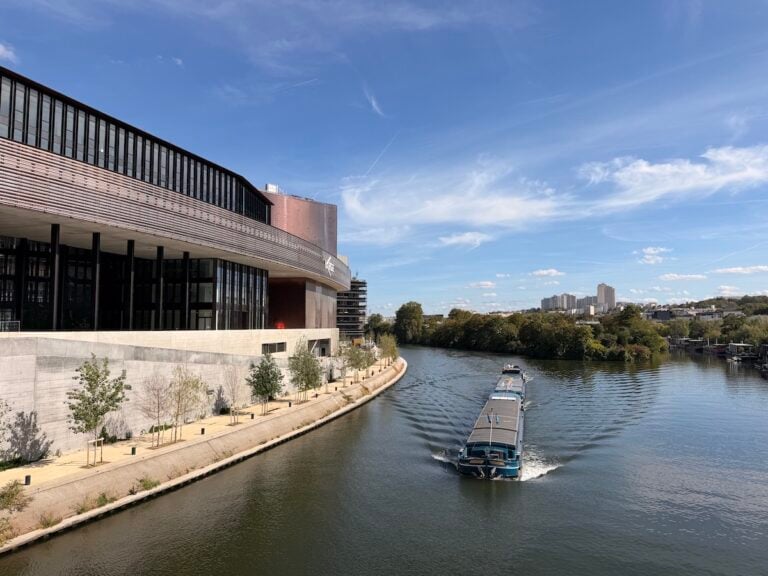 Large Centre d'art (RCR Arquitectes) a Parigi. Ph: Dario Bragaglia
