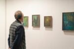 A Torino una fiera d'arte indipendente si sta svolgendo dentro un grande garage