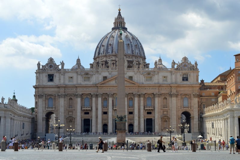 L'obelisco di Piazza San Pietro è anche lo gnomone della meridiana del Vaticano