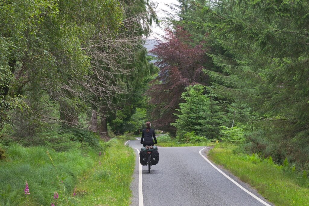 In bici lungo la Great Glen Way, in Scozia. Crediti Bikeitalia